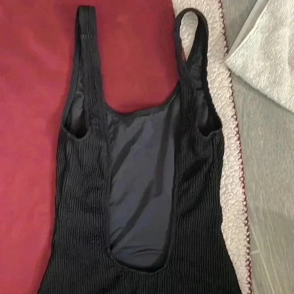 Madewell ribbed swimsuit - Picture 8 of 11